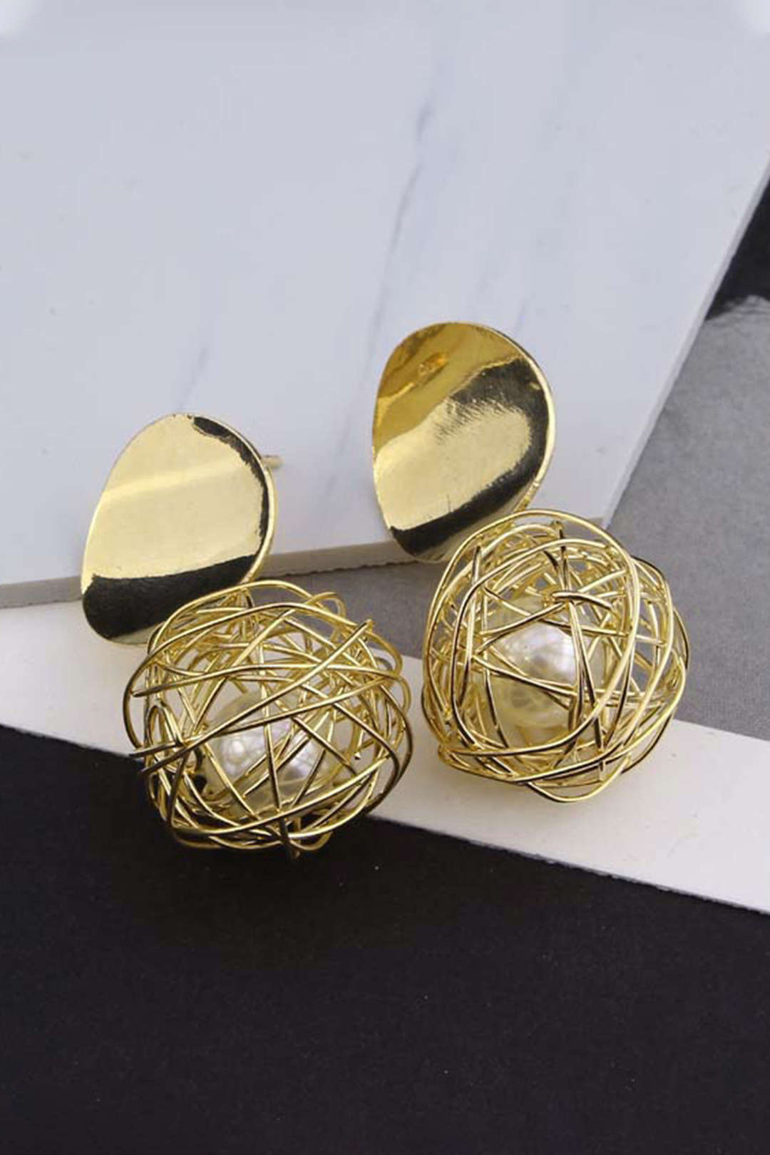 Metal Pearl Geometric Round Stud Earrings
