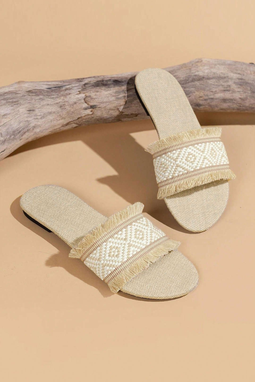 Fringed Weave Beach Slides
